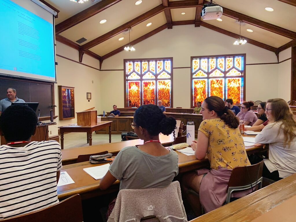 Professor Pinsker leading a lecture